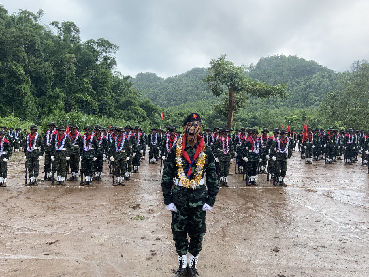 တောင်ပိုင်းစစ်ဒေသ SOF ၏ အထူးစစ်ဆင်ရေး သင်တန်းဆင်းပွဲ