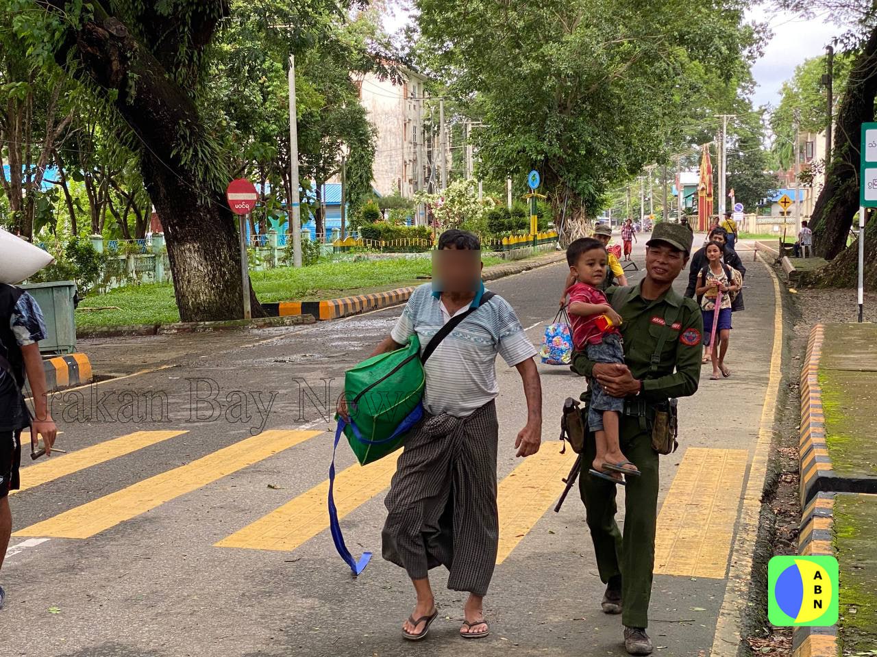 AA က သံတွဲမြို့ကို သိမ်းလိုက်ပြီဟု ဒေသခံများပြော၊ ပိတ်မိနေသည့် ဒေသခံများကို ကယ်ထုတ်နေ