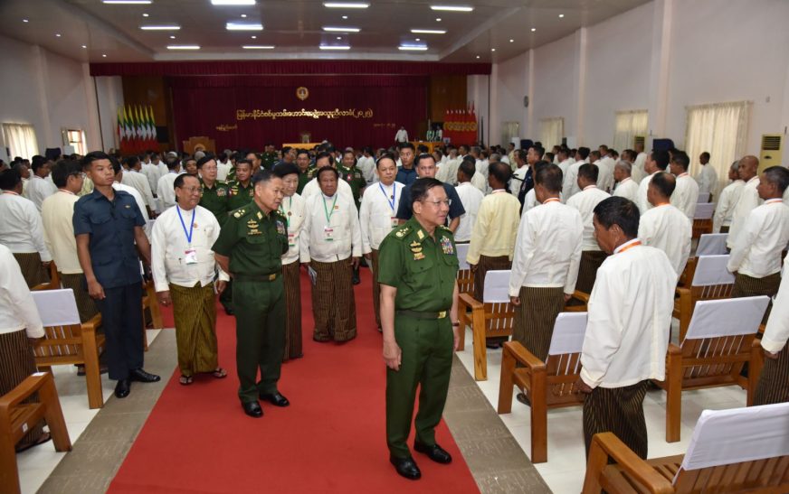 တပ်မတော်နှင့် ပြည်သူ ပေါင်းစည်းရေး ကြိုးပမ်းမည်ဟု စစ်ခေါင်းဆောင် မင်းအောင်လှိုင်ပြော