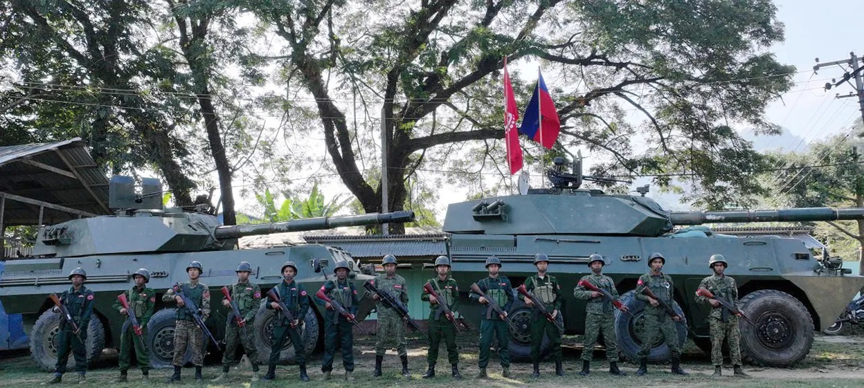 စစ်ကောင်စီက အတင်းအဓမ္မနှင်ထုတ်သဖြင့် စစ်တွေမြို့နယ်က ကျေးရွာ ၁၂ ရွာမှ ဒေသခံပြည်သူများ ဒုက္ခရောက်